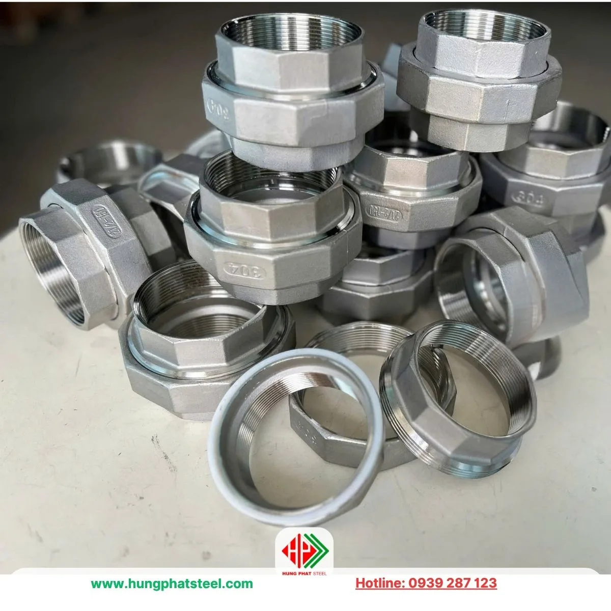 Rắc Co INOX DN65