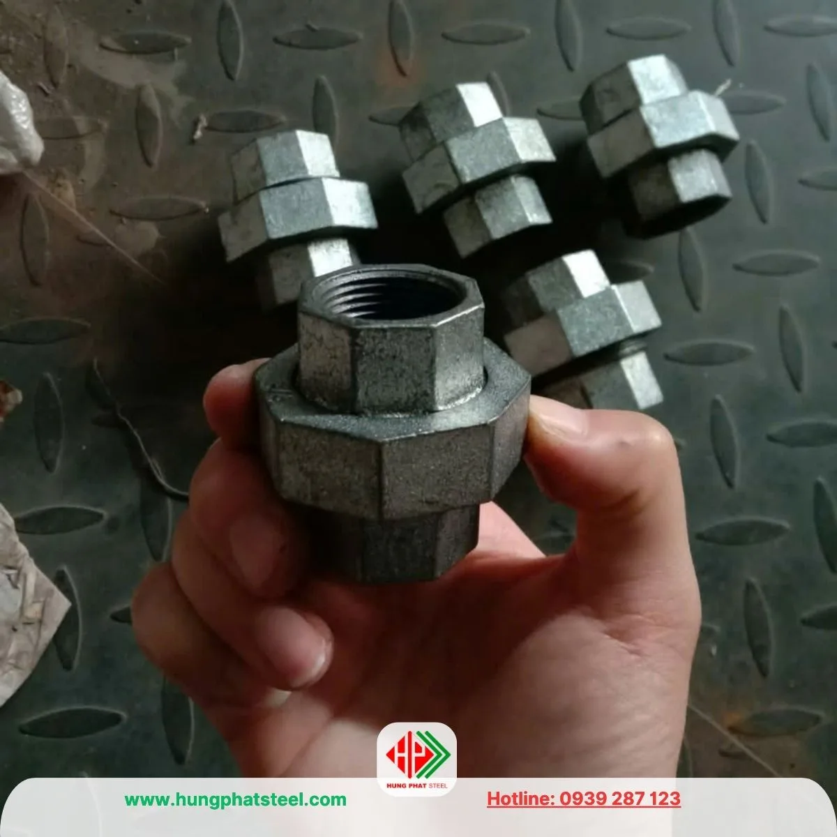 Rắc Co Mạ Kẽm DN20 (D27)