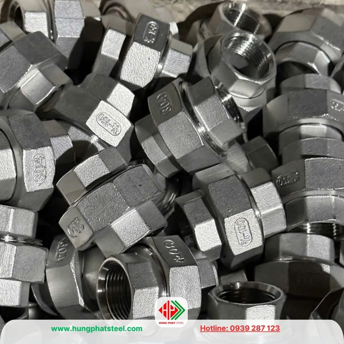 Rắc co INOX DN20 (D27)