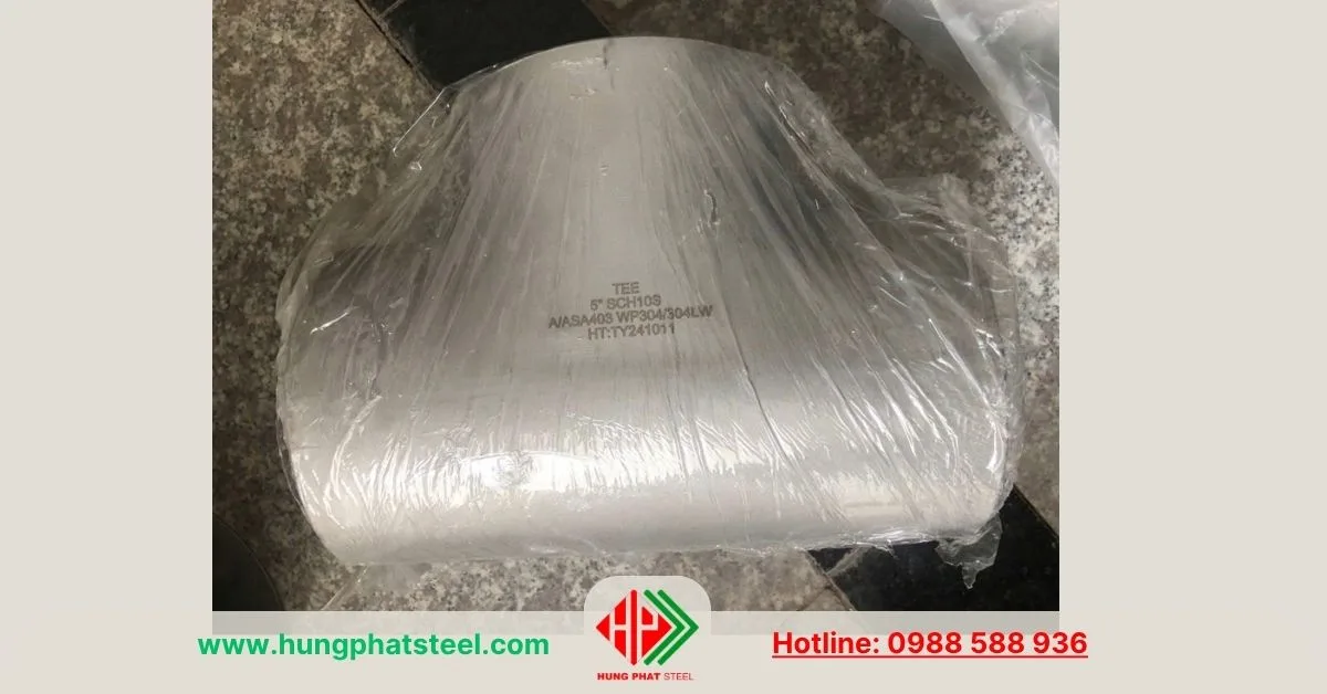 Tê hàn inox DN125 (D141, 5inch) SCH10