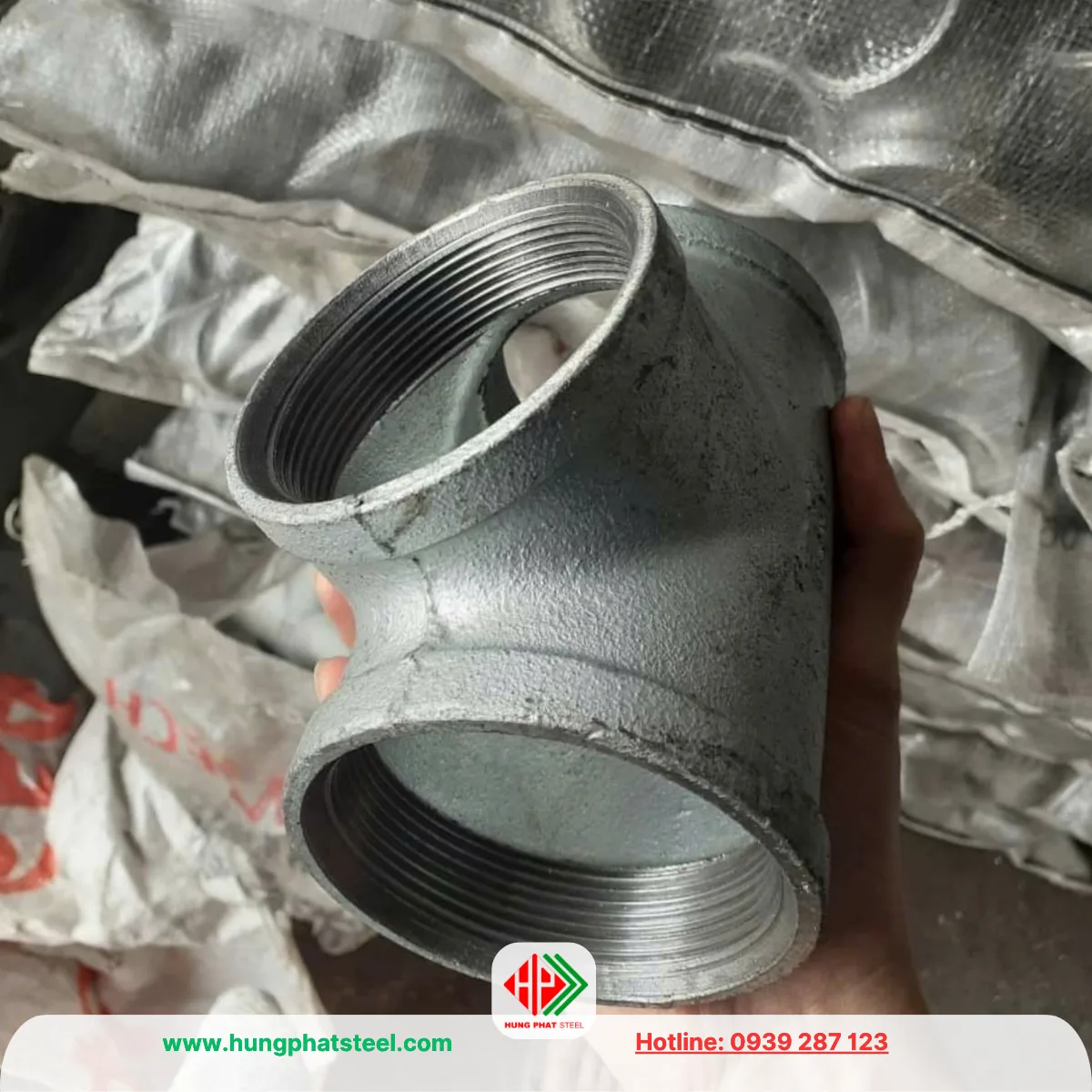Tê Ren Mạ Kẽm DN100 (D114) - Ảnh 4