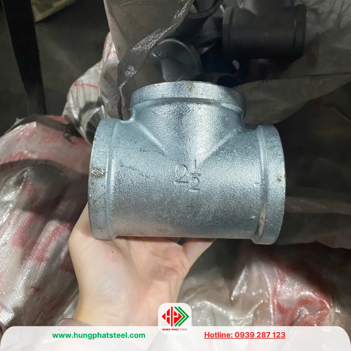 Tê ren mạ kẽm DN65