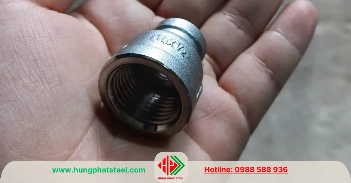 Bầu Giảm Ren INOX DN15-DN8