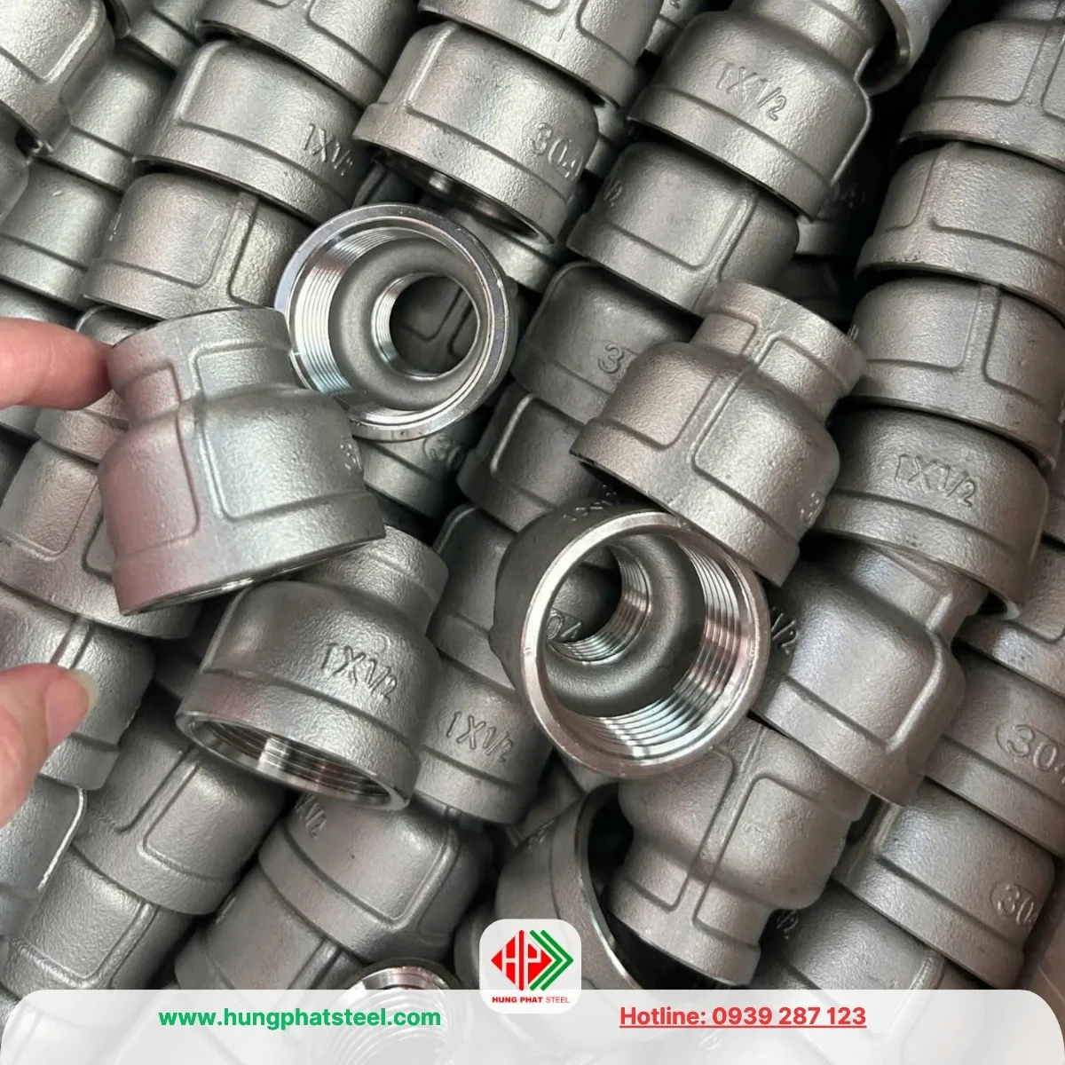 Bầu Giảm Ren INOX DN25-DN15