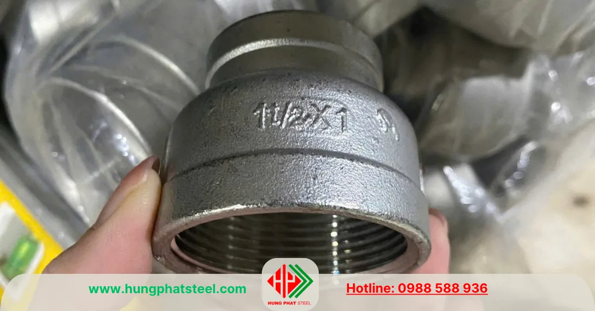 Bầu Giảm Ren INOX DN40-DN25