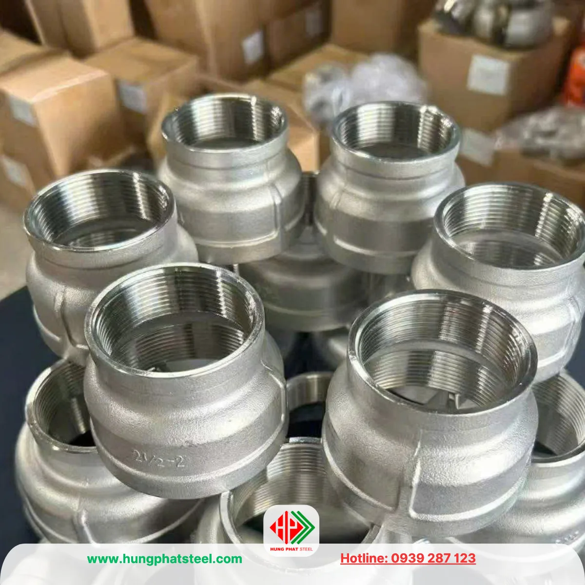 Bầu giảm ren inox DN65-DN50