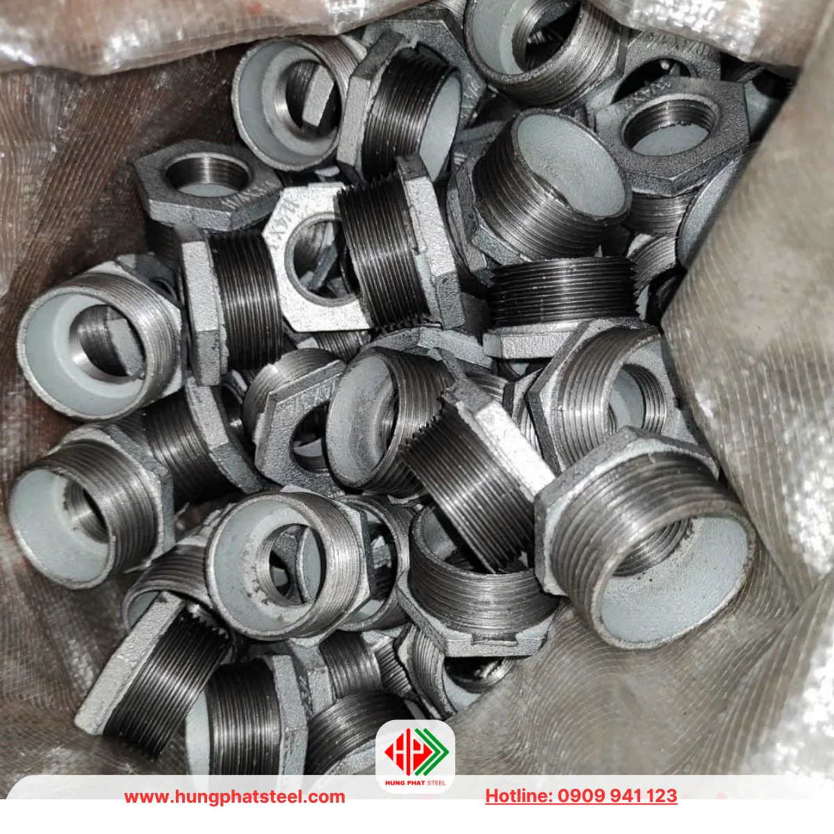 Cà rá mạ kẽm DN32-DN20 (D42-D27)