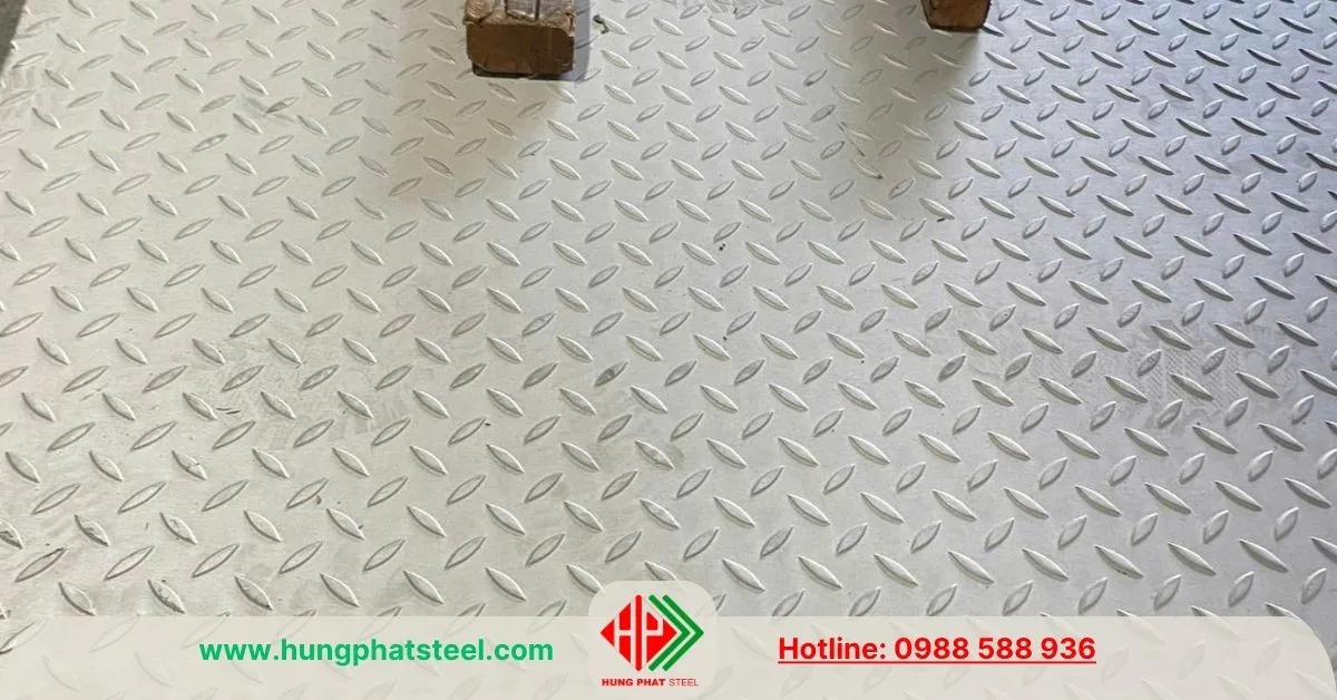 Tấm Gân INOX 3ly (3mm)