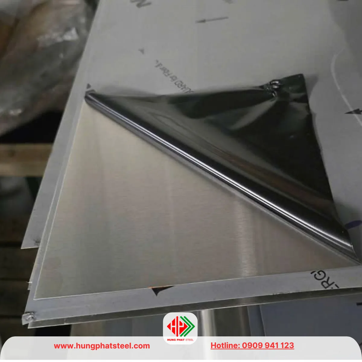 Tấm INOX 1.5ly No4 304 316 (Dày 1.5mm)