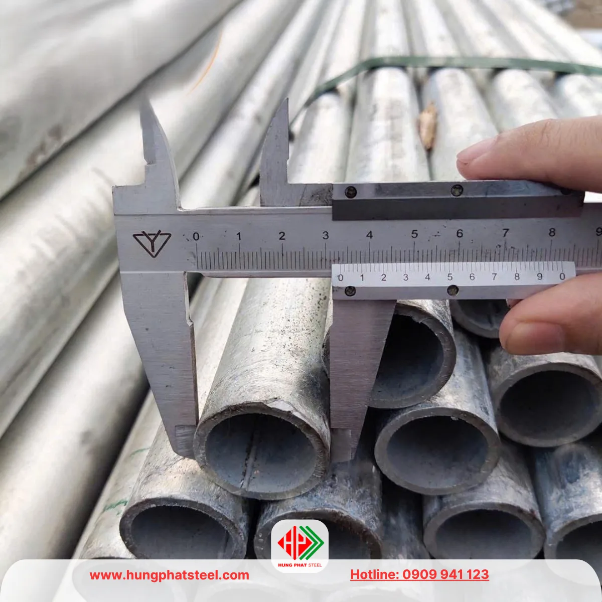 Ống Thép Mạ Kẽm D34 Hòa Phát (33.5mm)