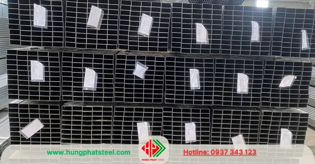 Thép hộp mạ kẽm đóng bó tại kho Hùng Phát